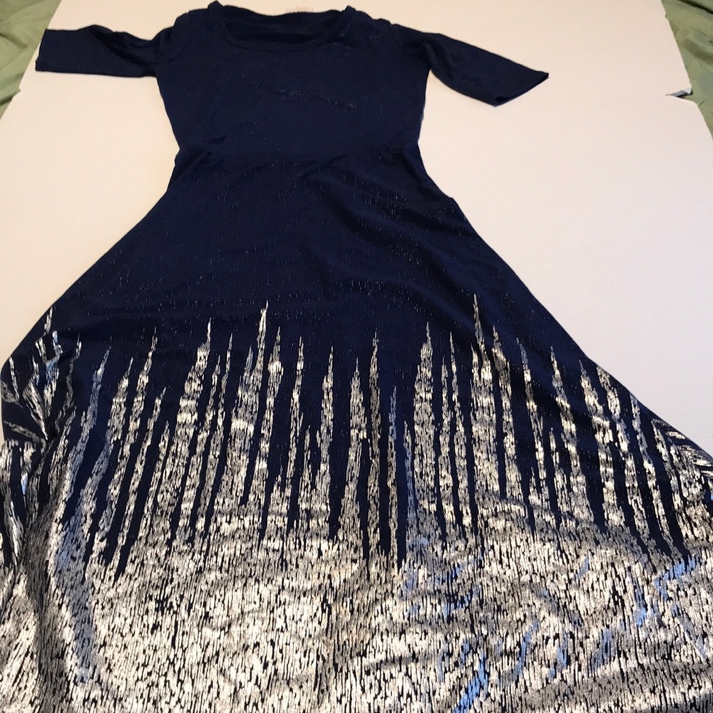 Lularoe elegant Ana - size small, frozen inspired